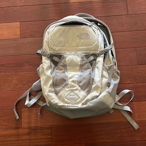 The North Face Recon Backpack, Silver/Gray, 30L